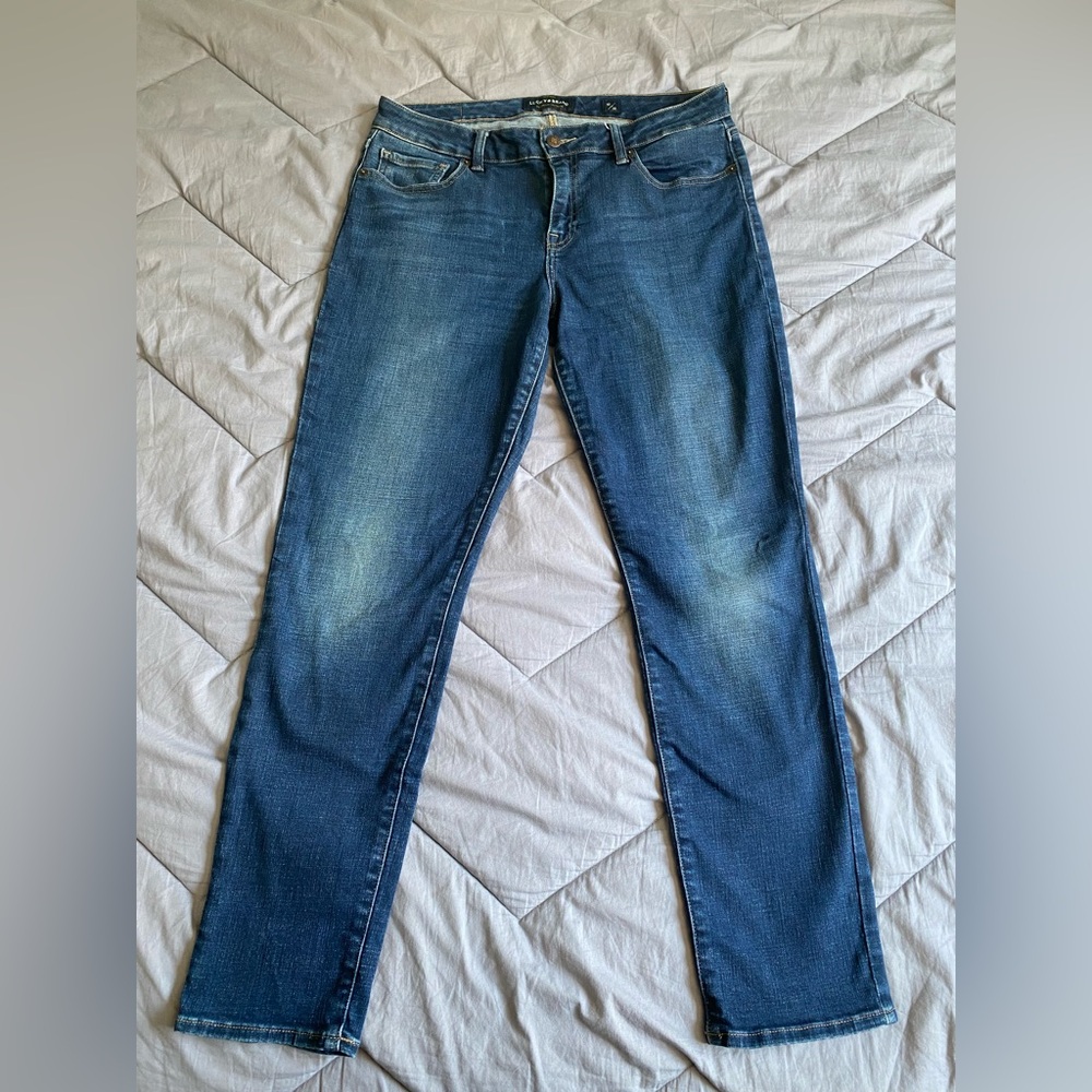 Lucky Brand dark blue jeans